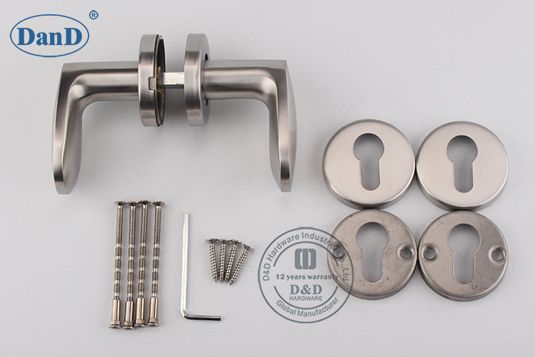 Современная внутренняя дверная ручка-D и D аппаратное обеспечение