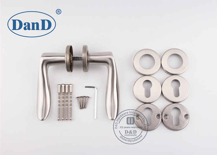 Современная дверная ручка-D и D аппаратное обеспечение
