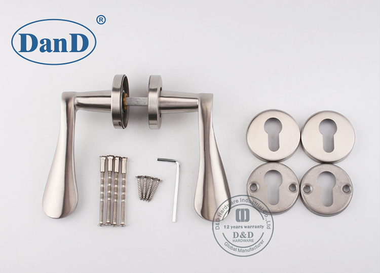 Внешний рычажный дверь -D и D аппаратное обеспечение