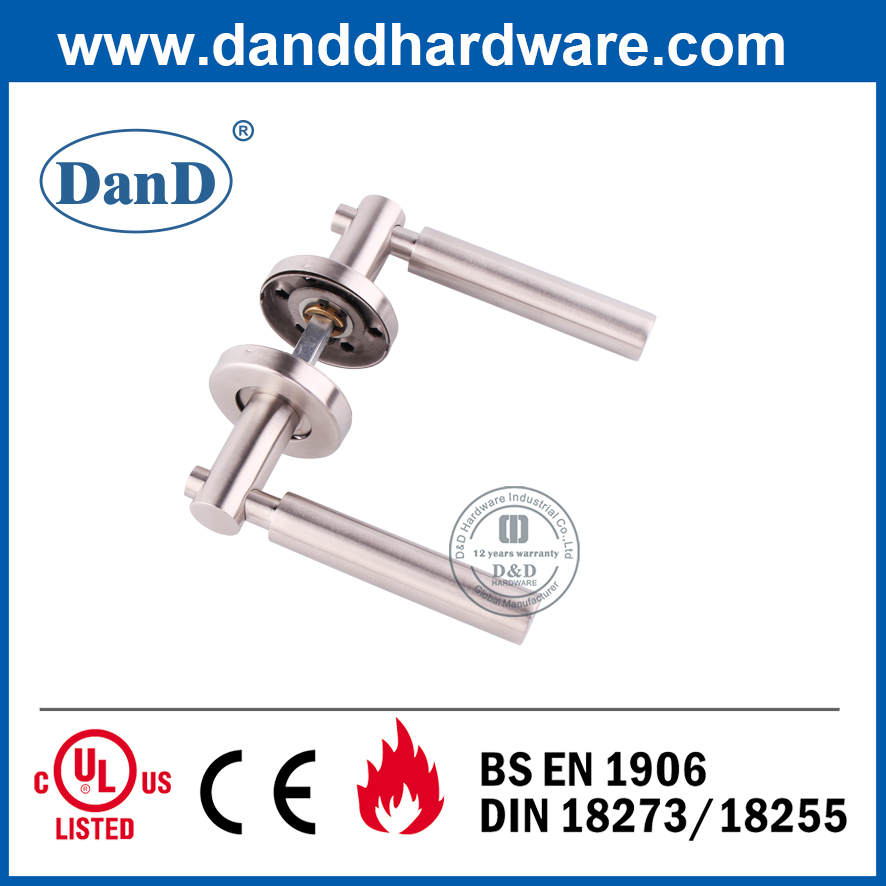 SS304 атласная и польская отделка твердого рычага дизайн дверной ручкой-DDSH034