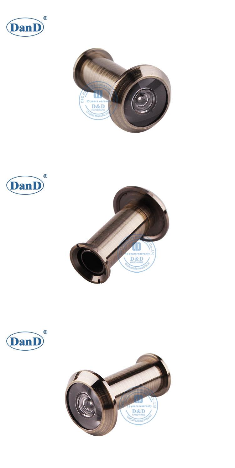 Входная дверь зритель